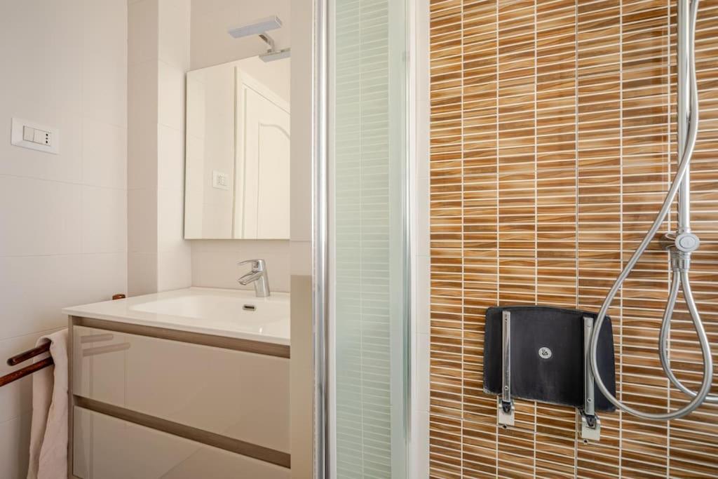 Casa Con 2 Camere Da Letto E Parcheggio A Bolonha Exterior foto